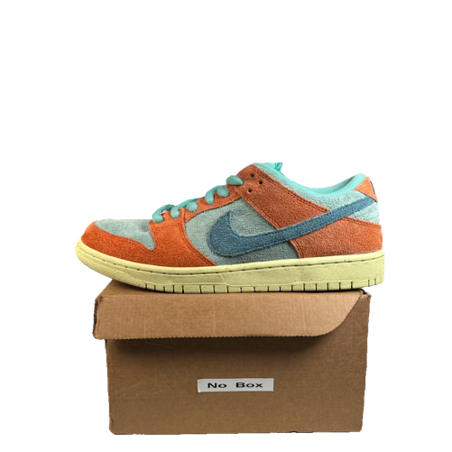 Nike SB Dunk Low Orange Emerald Rise (2023) Size 9 USED s23584