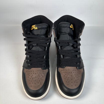 Jordan 1 High Palomino (2023) Size 9 USED s22196