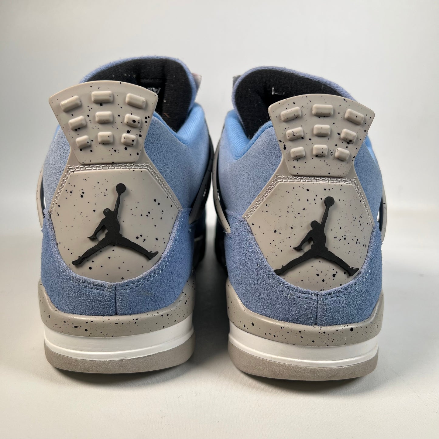 Jordan 4 University Blue (2021) Size 9 USED s22372