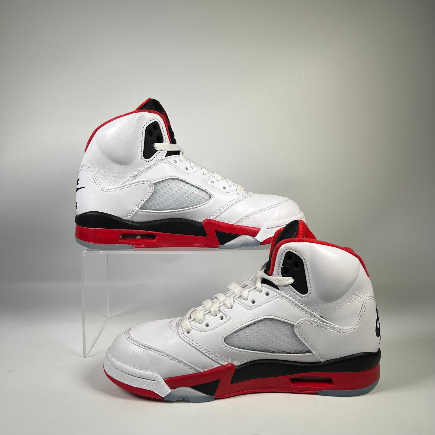 Jordan 5 Fire Red Black Tongue (2025) Size 7.5 USED s20051