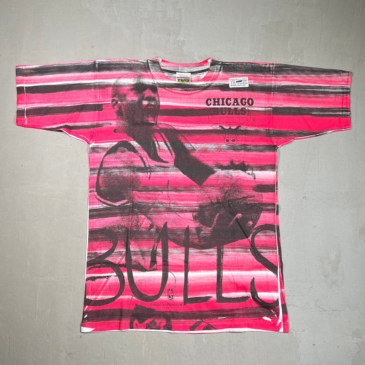 Michael Jordan Magic Johnson Tag Chicago Bulls Full Print Tee Size Medium NEW v8536