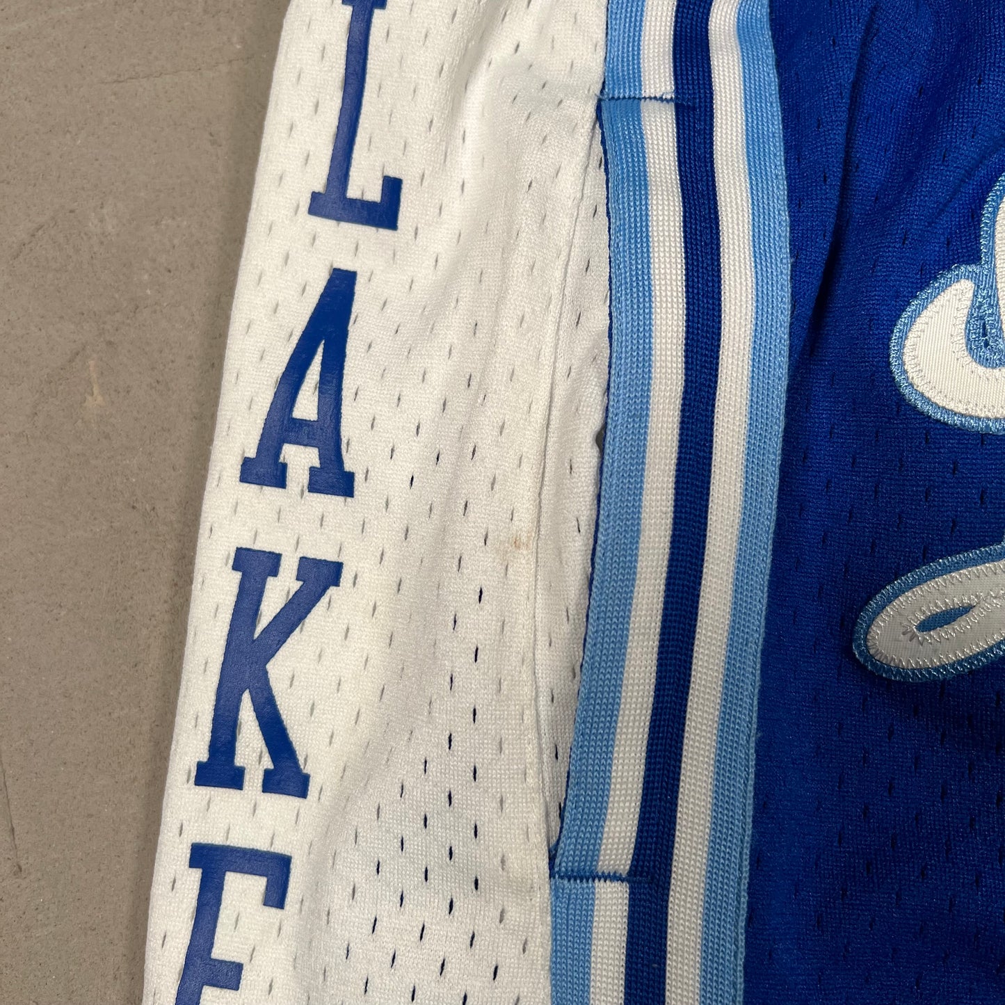 Just Don Mitchell & Ness Los Angeles Lakers Blue/White Shorts Size Large USED x17595