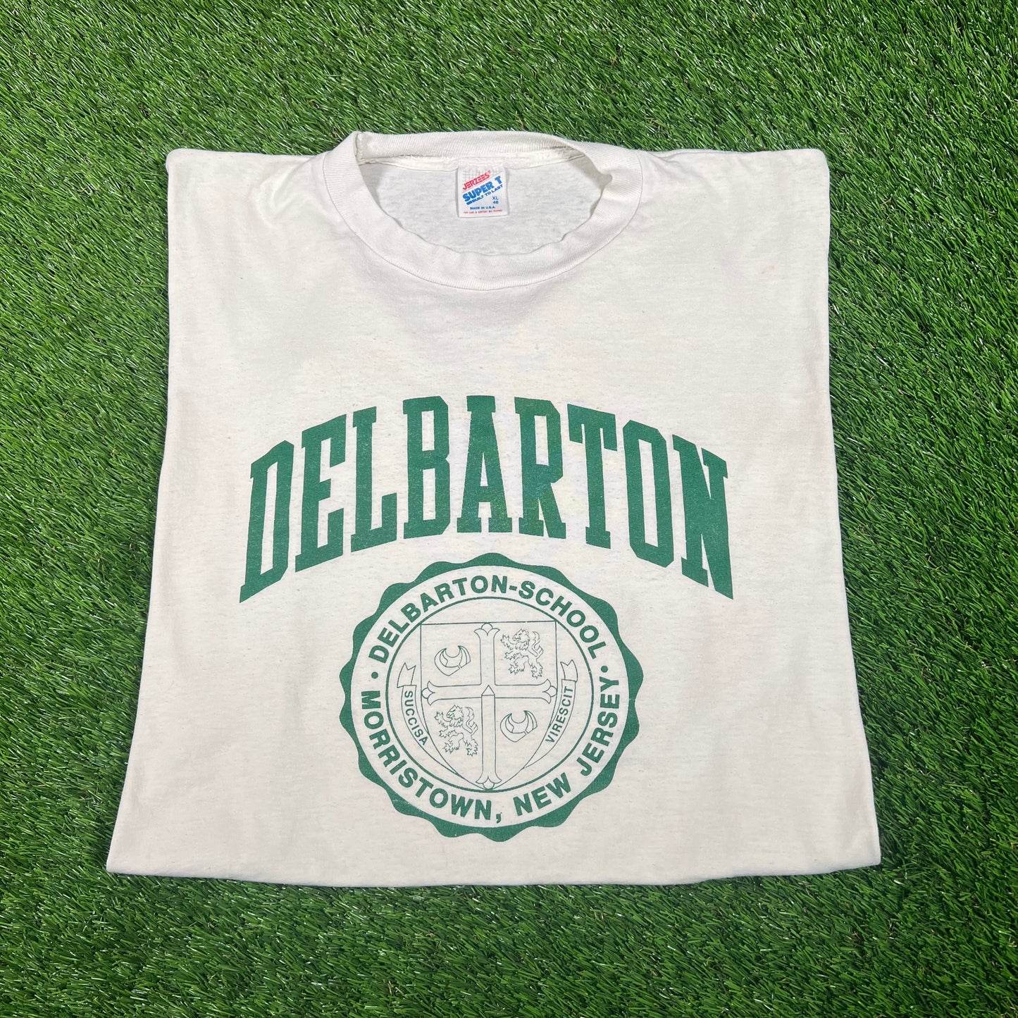 1980s Delbarton School White Tee Size XL USED v17634