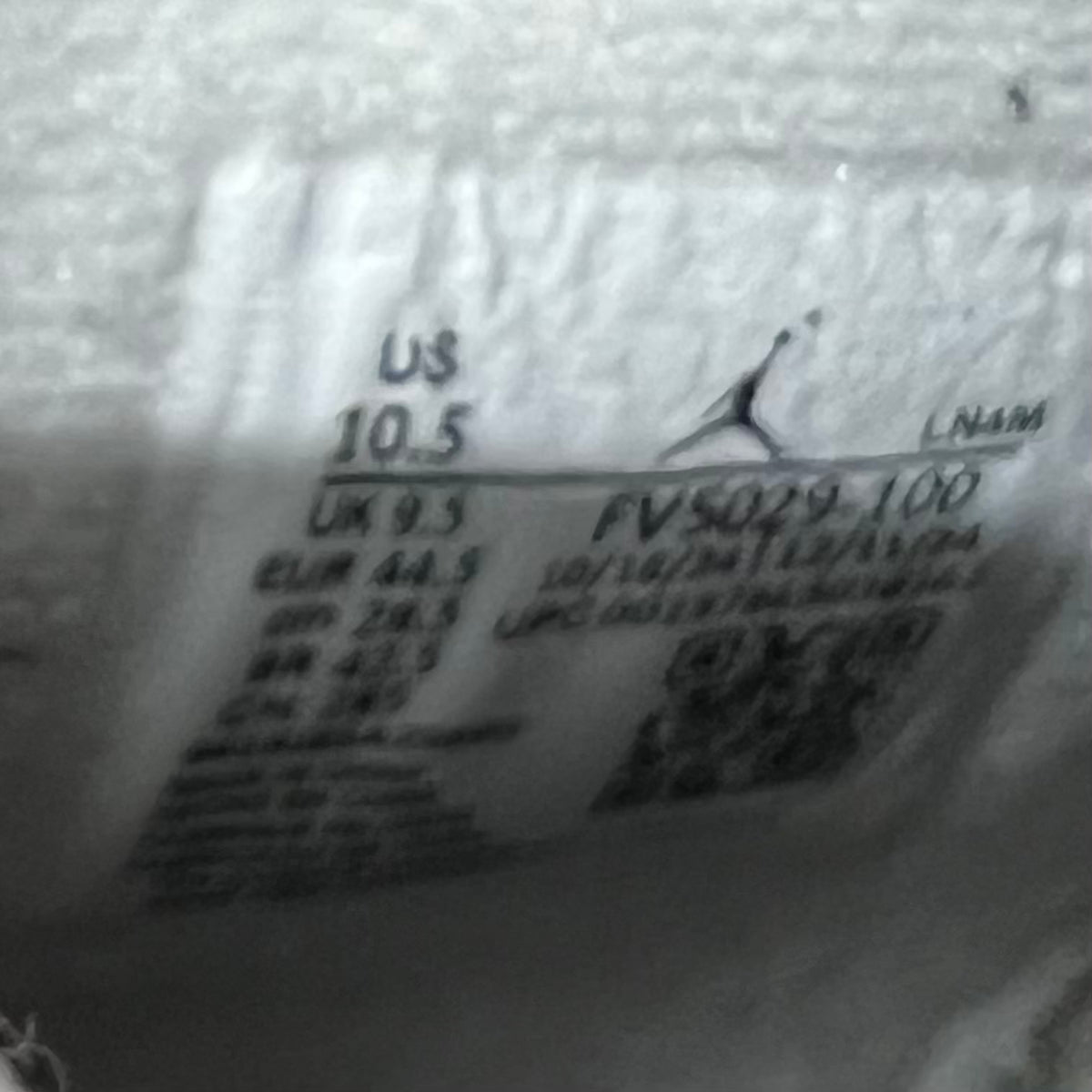 Jordan 4 White Cement (2025) Size 10.5 USED s23687