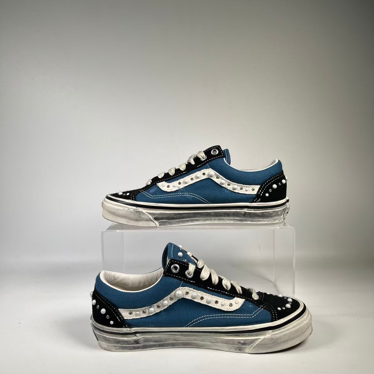 Vans Old Skool Pearlized Navy/Black Size 6 USED s23668