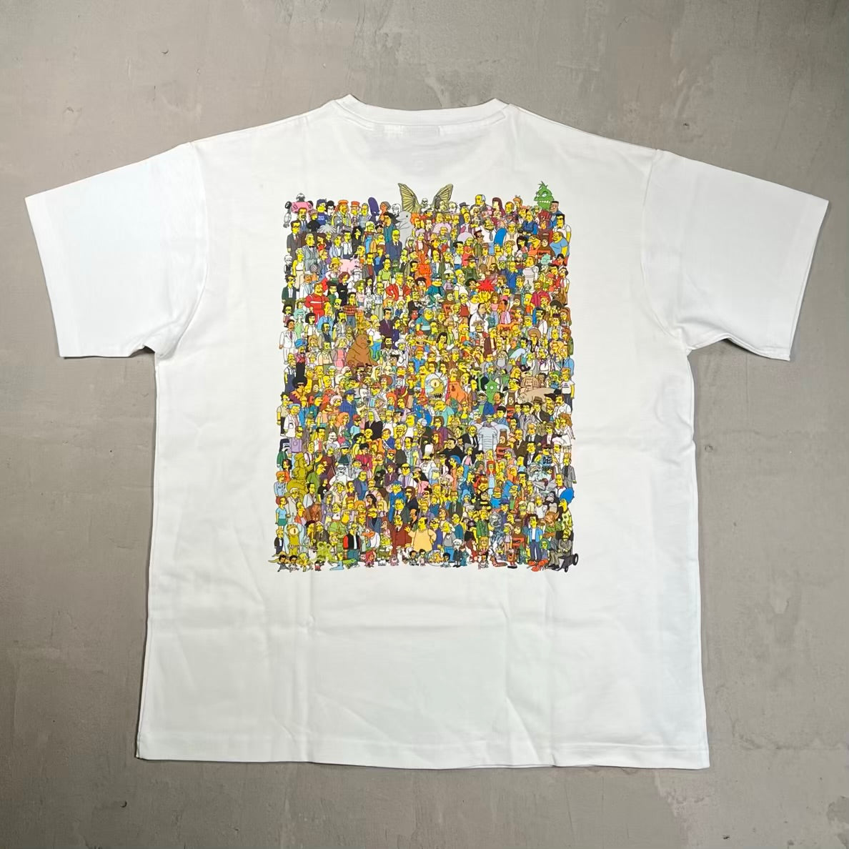 Kith The Simpsons Cast Tee White Size Large NEW x18834