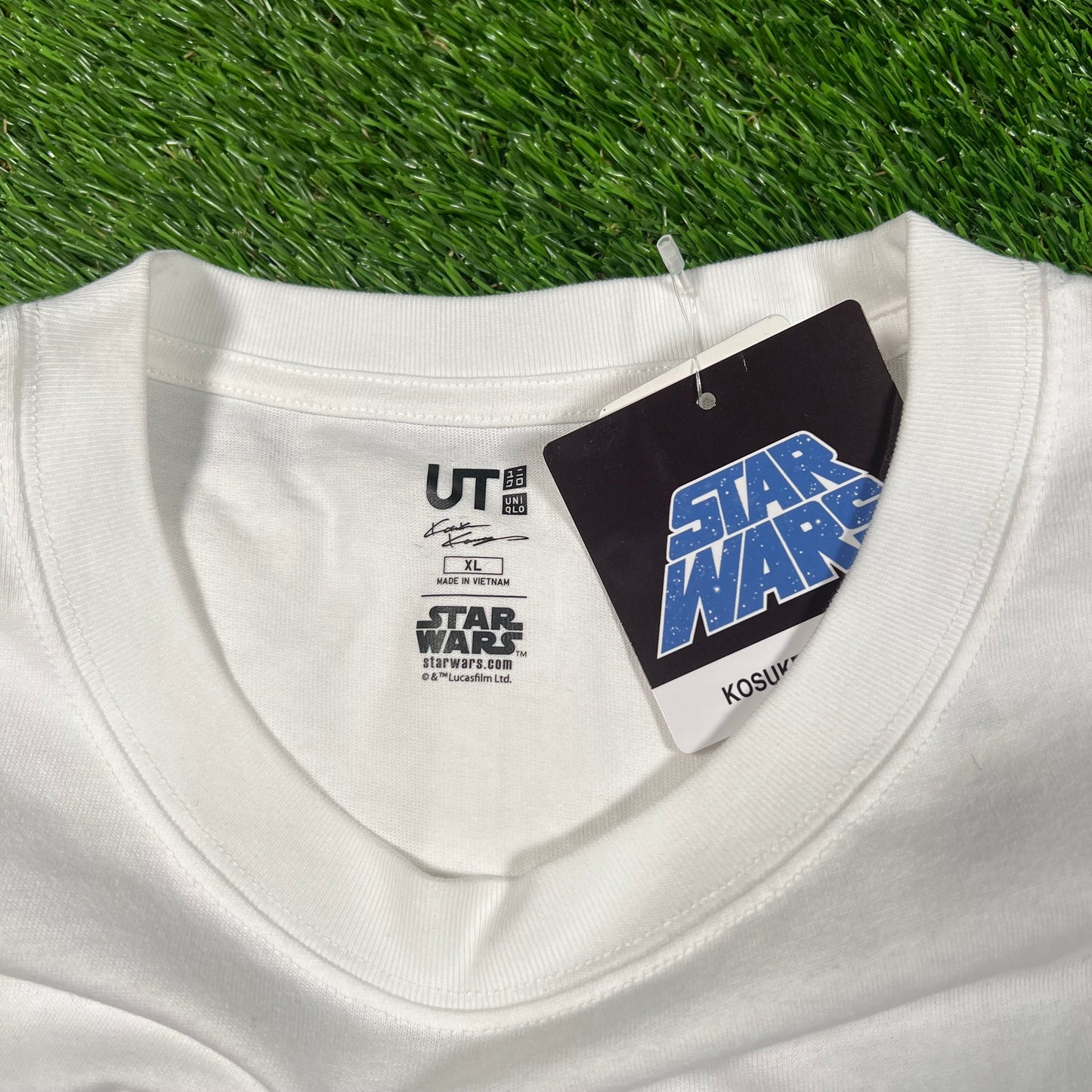 Uniqlo Star Wars Episode 1 White Tee Size XL NEW x15778