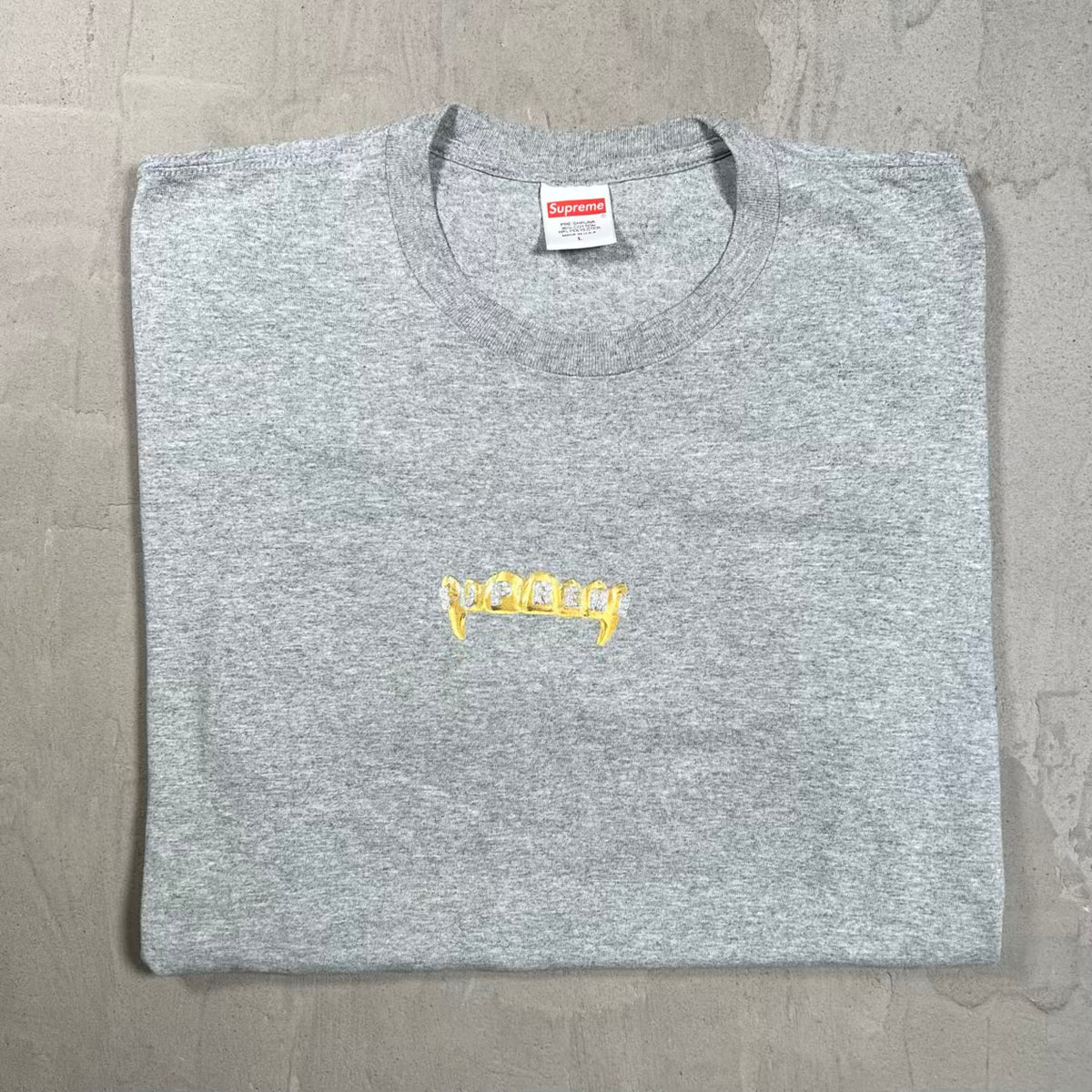 Supreme Fronts Grills Grey Tee (2019) Size Large USED x18797
