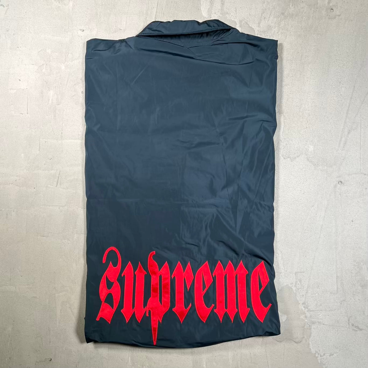 Supreme Navy Blue Coaches Button Up Jacket (2026) Size Large USED x18846