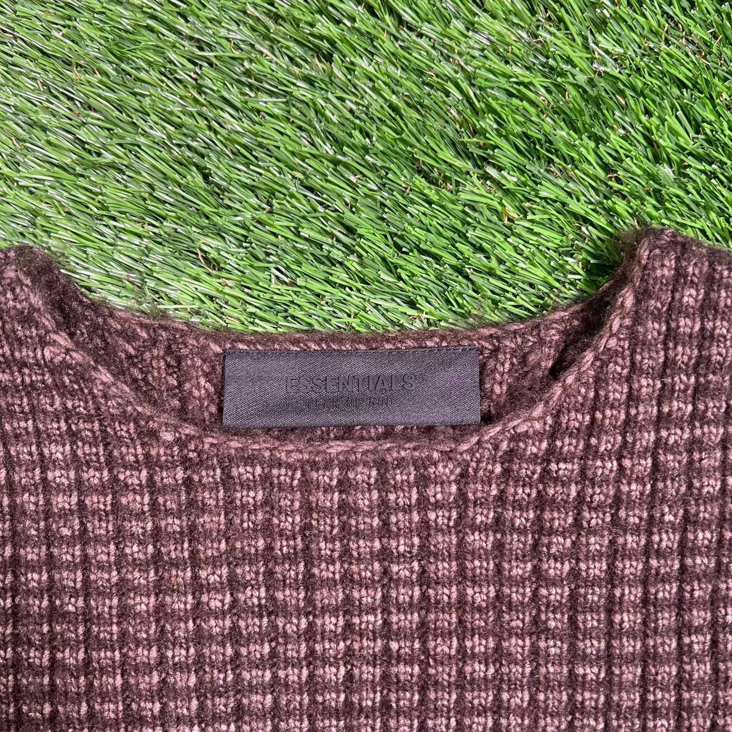 Essentials FOG Fear of God Brown Knit Sweater Size Small NEW x15953