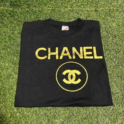 1990s Bootleg Chanel Gold Logo Jerzee Tag Black Tee Size XL USED v16056