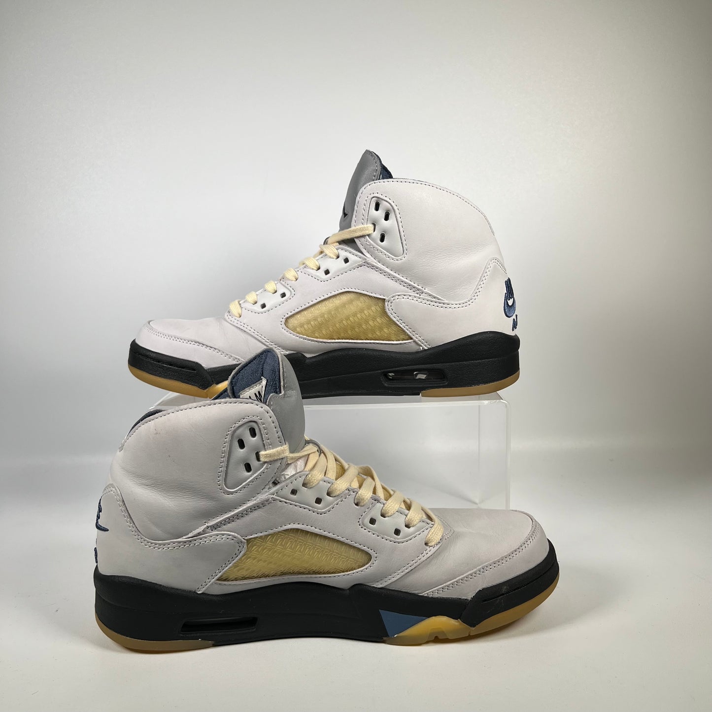 Jordan 5 A Ma Maniere (2023) Size 9M/10.5W USED s18751