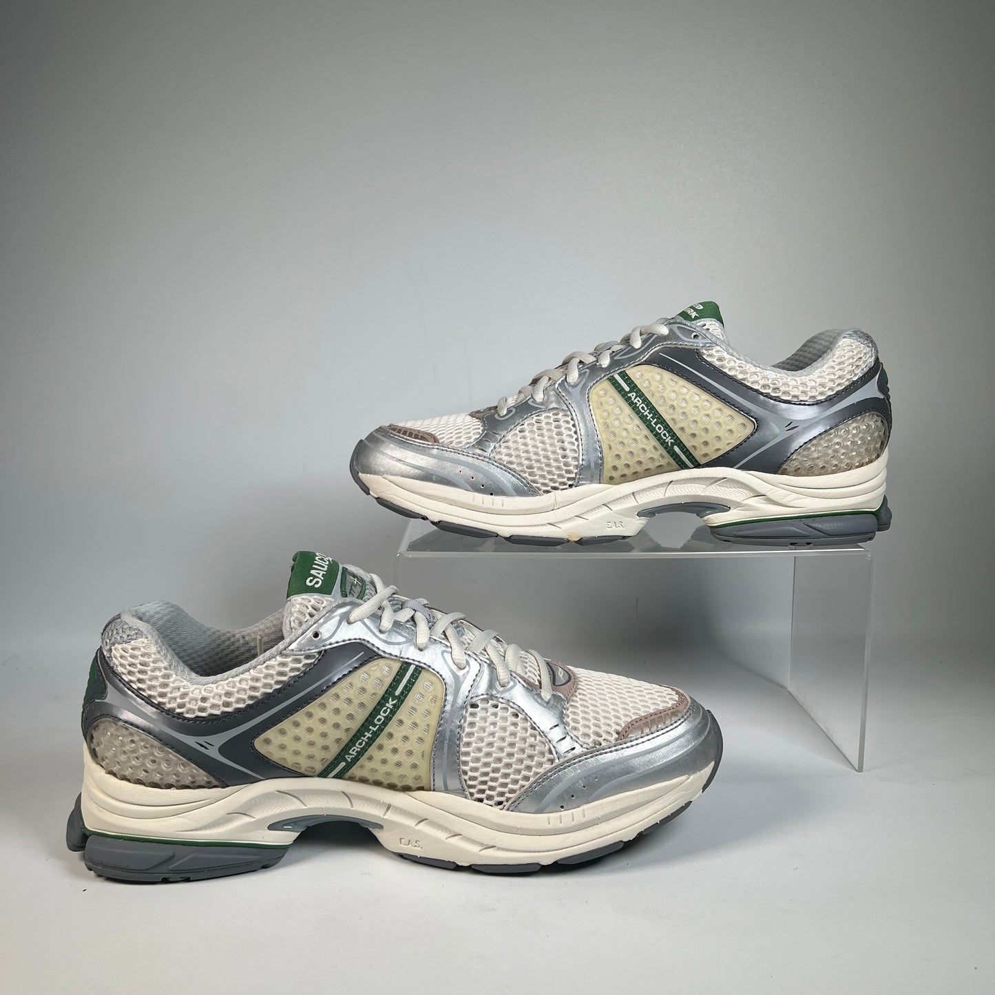 Saucony ProGrid Triumph 4 Minted NY (2024) Size 10.5 USED s22057