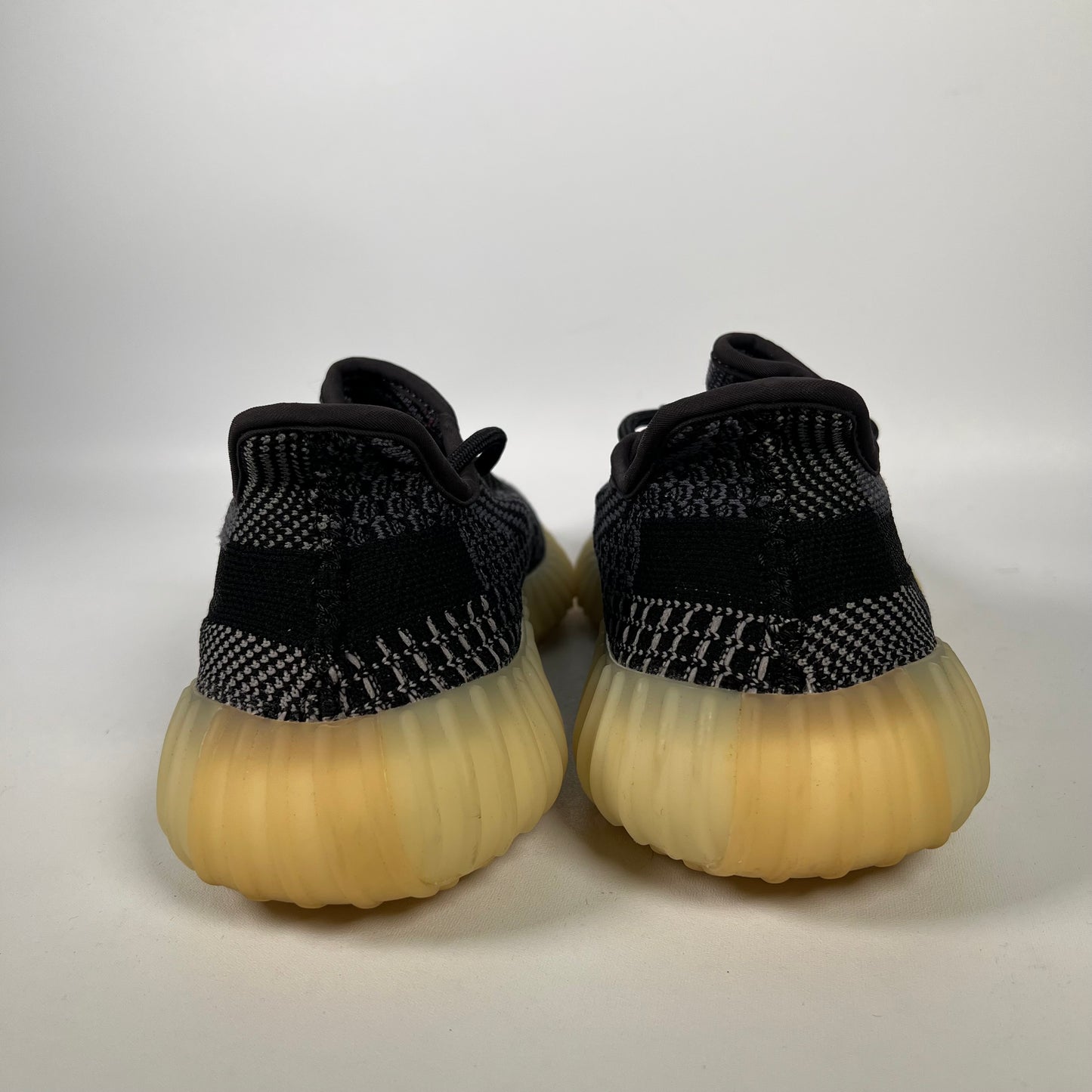 Yeezy 350 Carbon (2020) Size 5.5 USED s18426