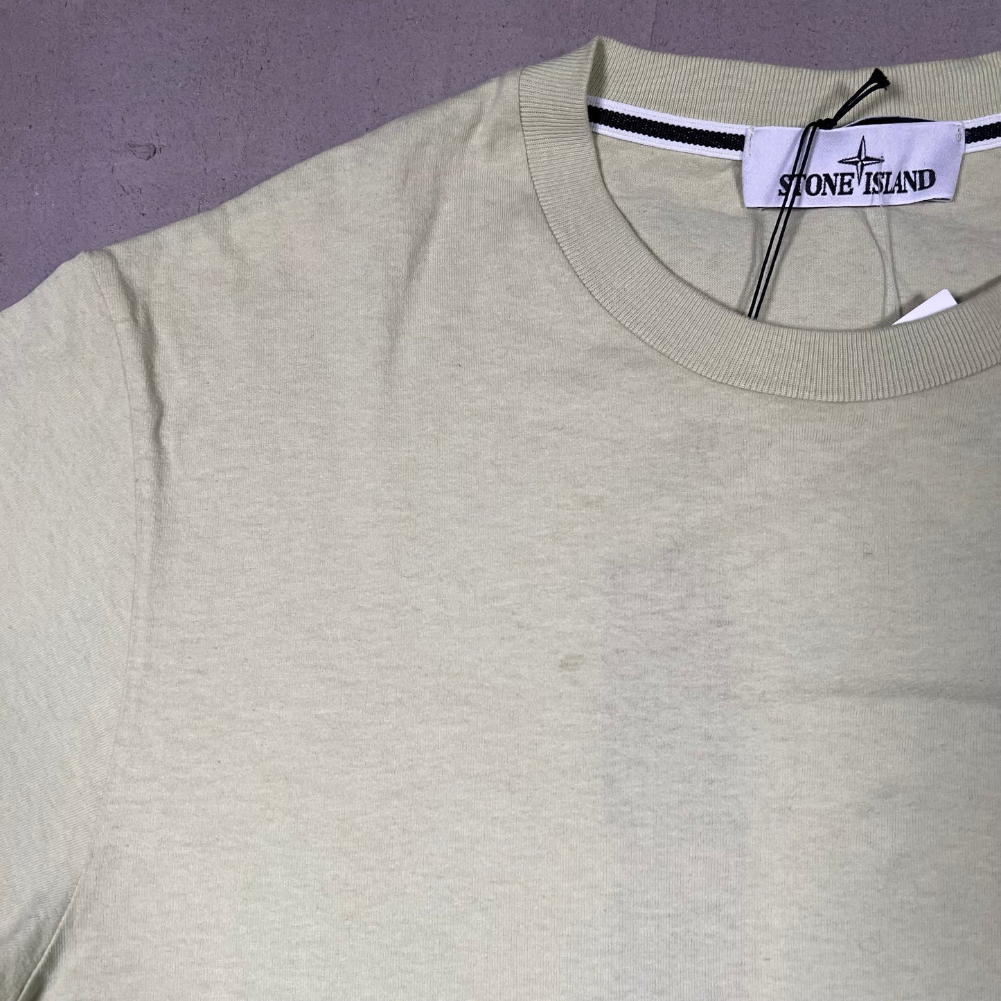 Stone Island Light Green Tee Size Small NEW x17076