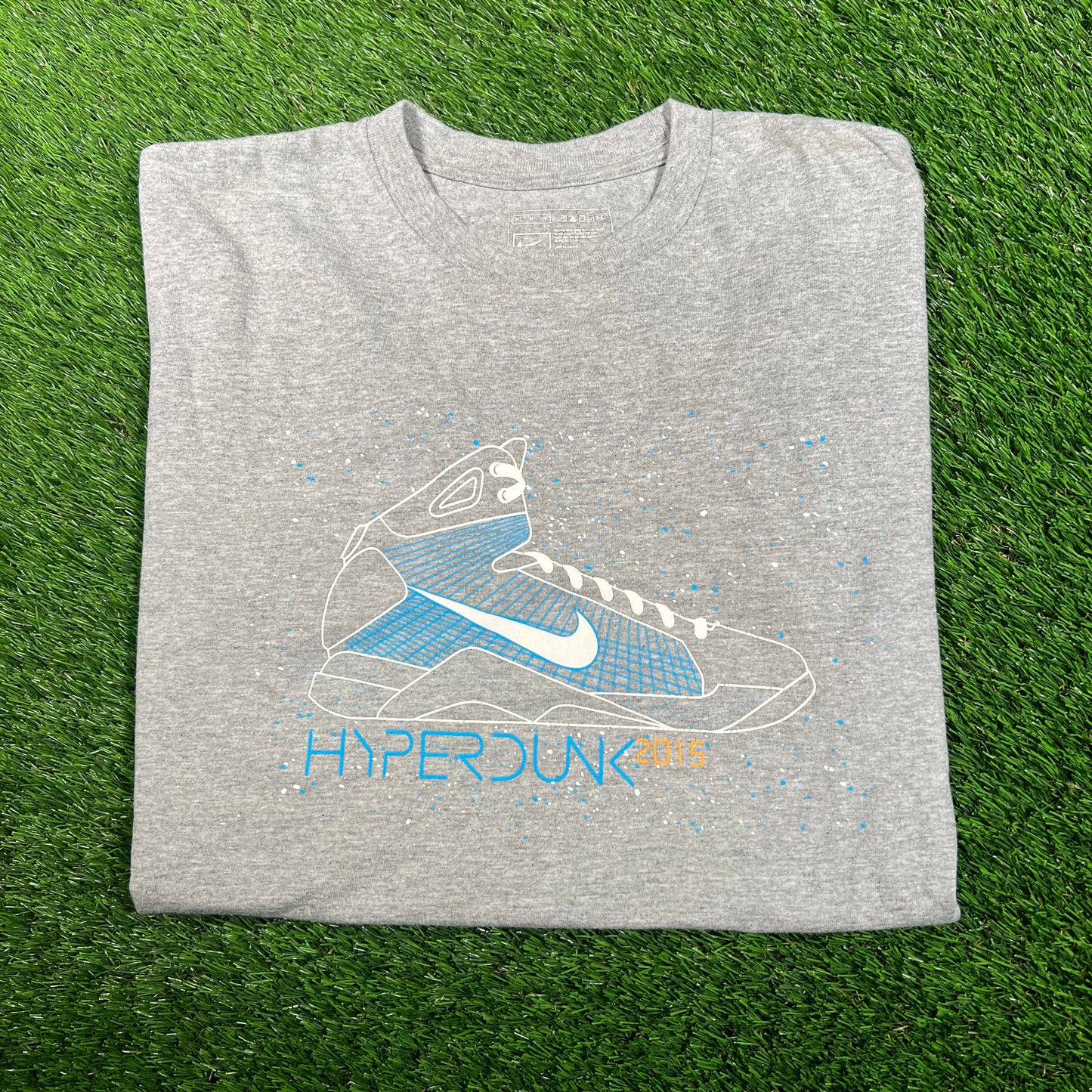 2015 Nike Grey HyperDunk Marty McFly Tee Size Medium USED v18059