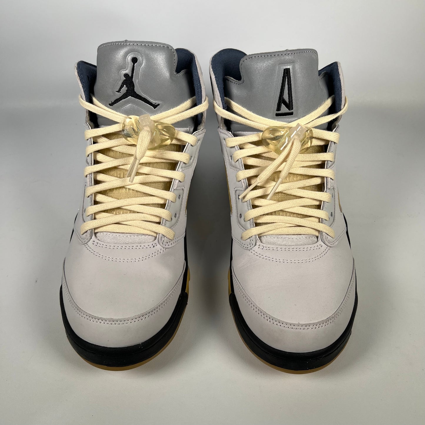 Jordan 5 A Ma Maniere Dawn (2023) Size 12m / 13.5w USED s18671