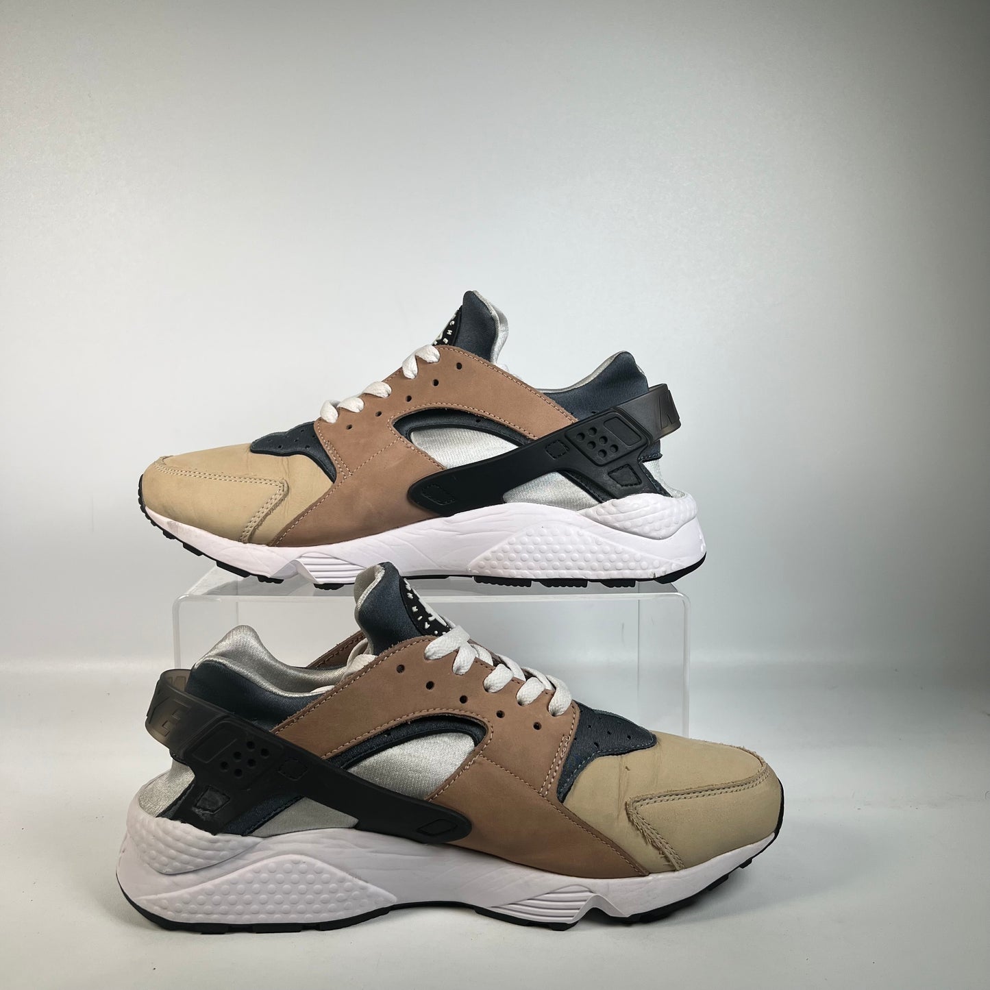 Nike Air Huarache Escape (2021) Size 10.5 USED s22410
