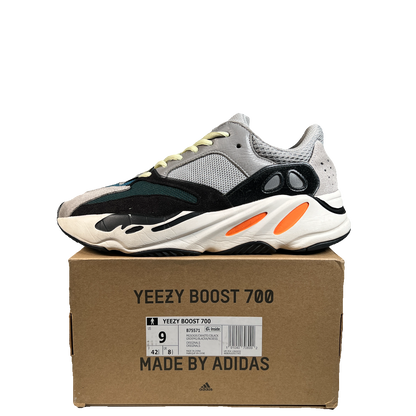 Yeezy 700 Wave Runner (2017) Size 9 USED s23162
