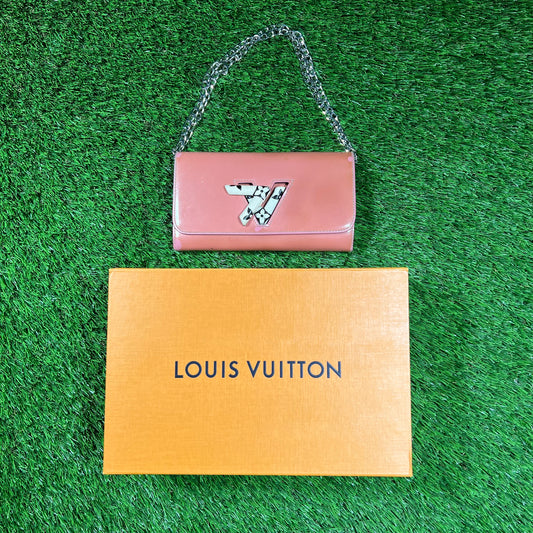 Louis Vuitton Vernis Leather Twist Long Wallet Pink (2015) USED x16098