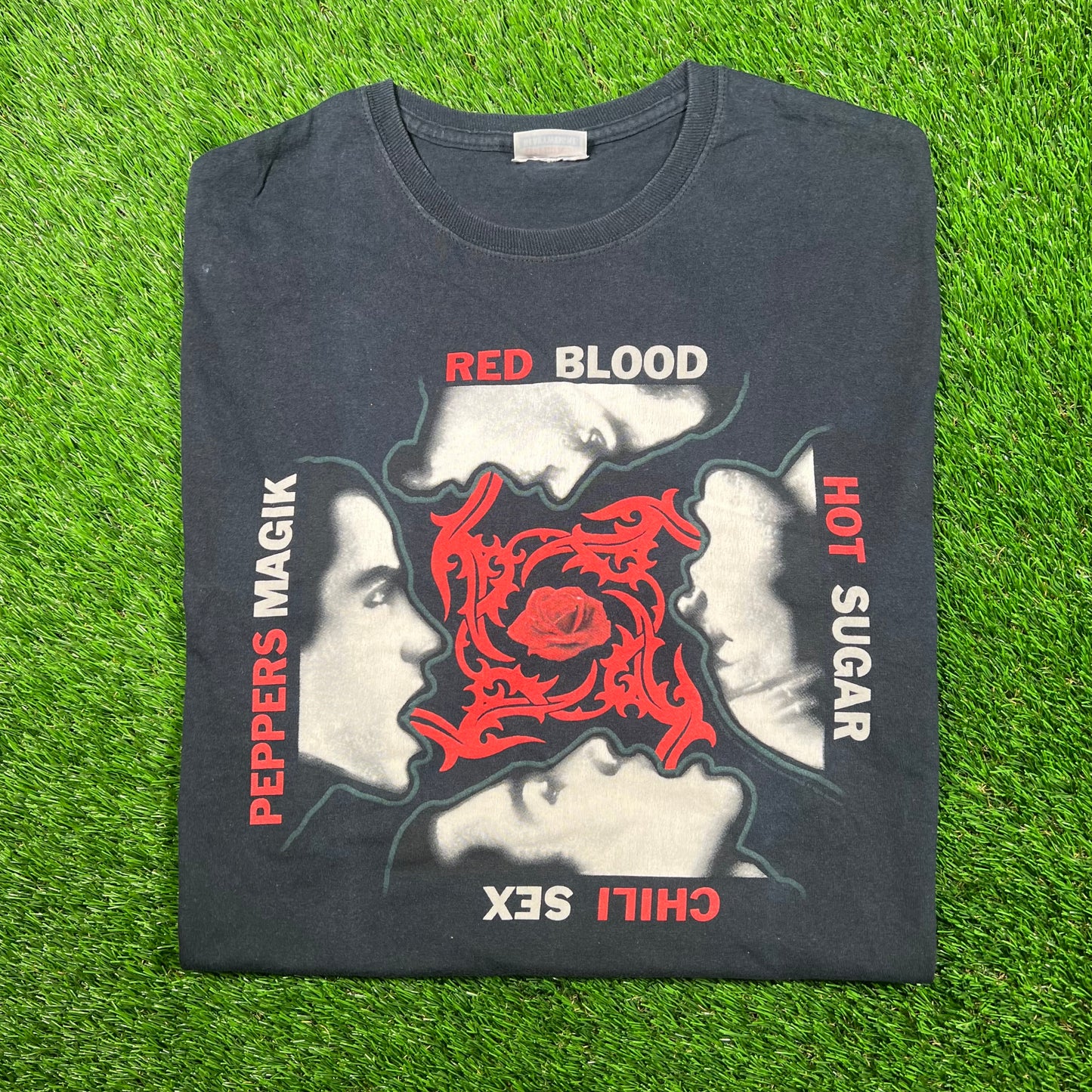 Y2K Red Hot Chili Pepers Sugar Black Tee Size Large USED v18725