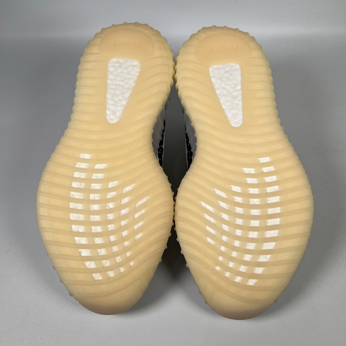 Yeezy 350 Zebra (2017) Size 8 NEW s19324