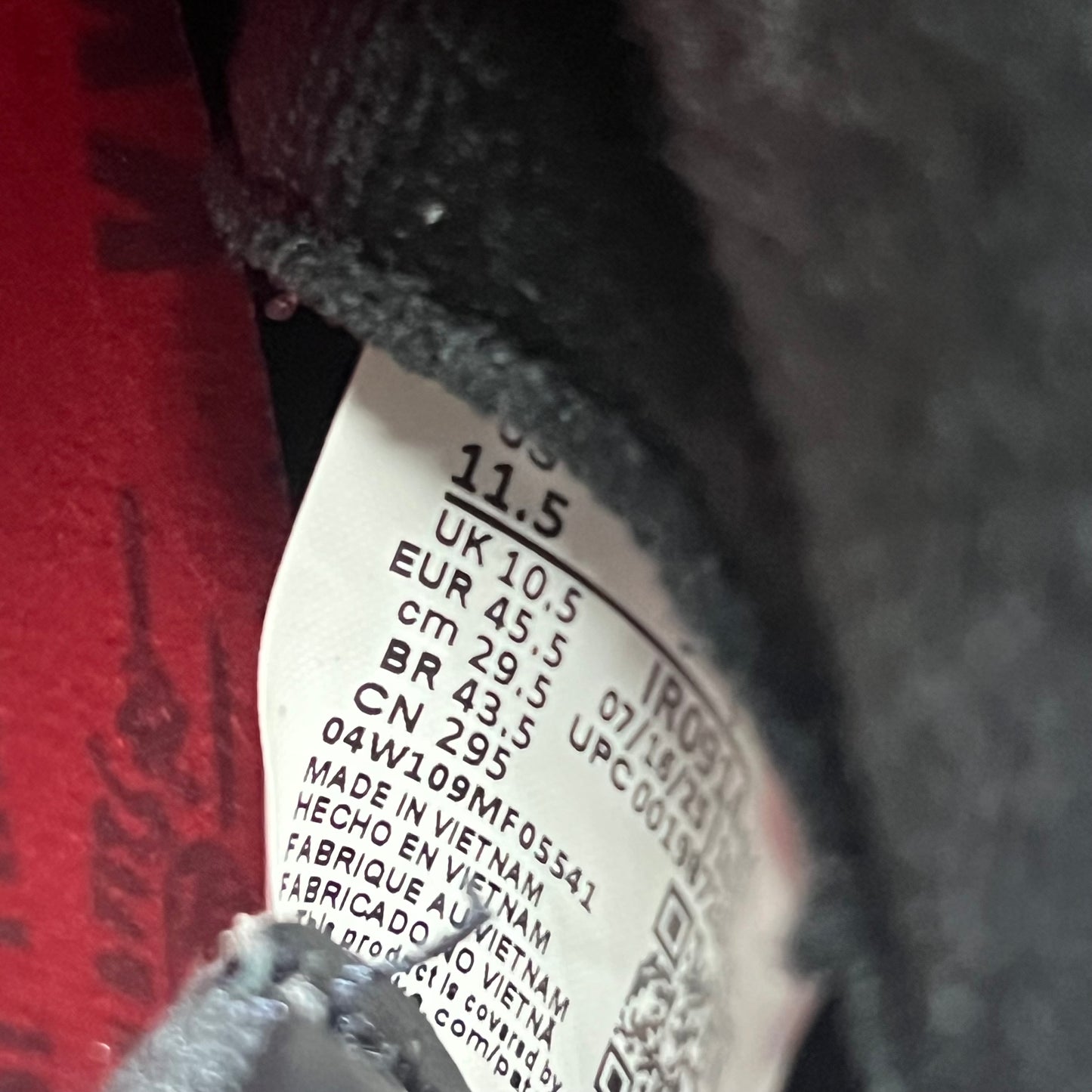 Jordan 3 Levi's Black (2026) Size 11.5 NEW s21055