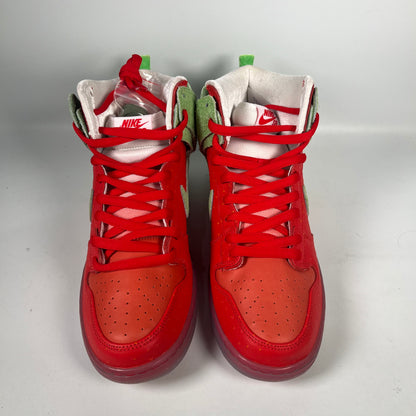 Nike SB Dunk High Strawberry Cough (2021) Size 11 NEW s19446