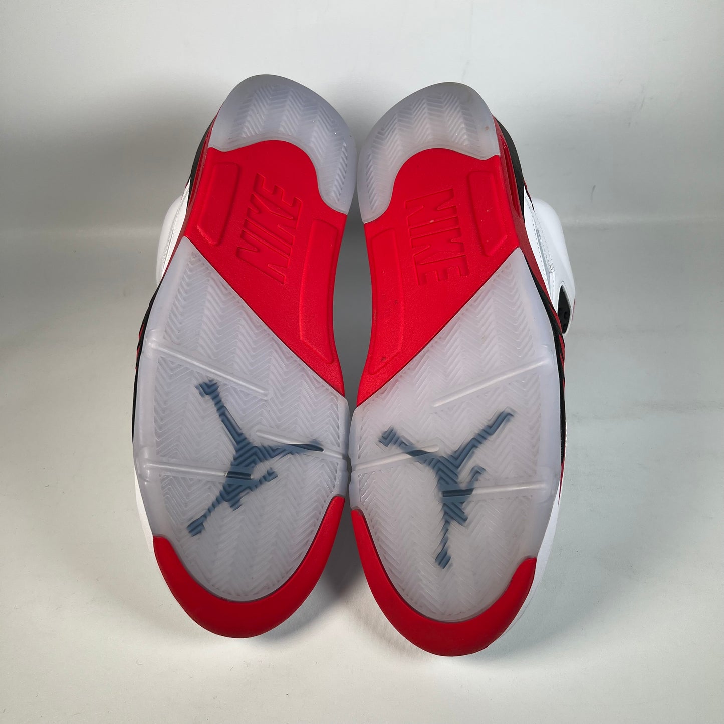 Jordan 5 Fire Red Black (2025) Size 13 USED s22328