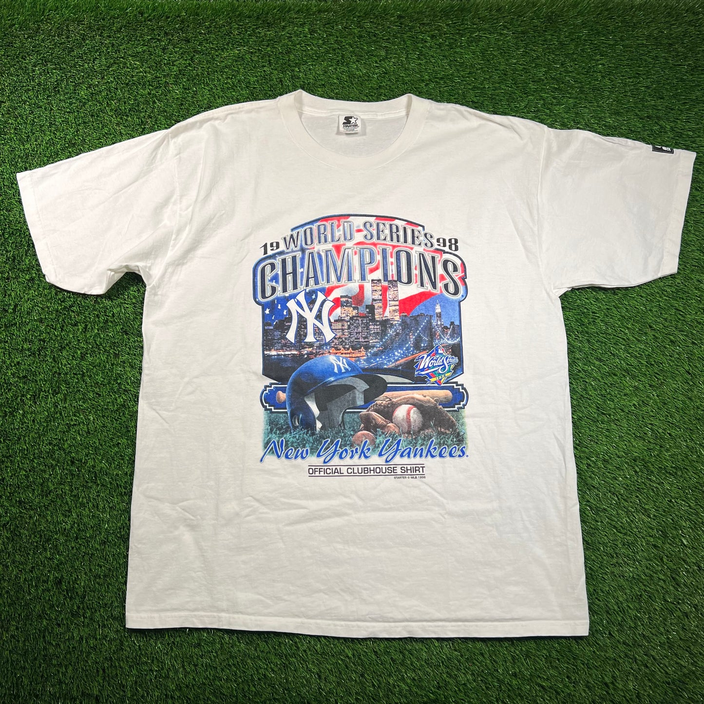 1998 Yankees World Series Twin Towers White Tee Size XL USED v18523