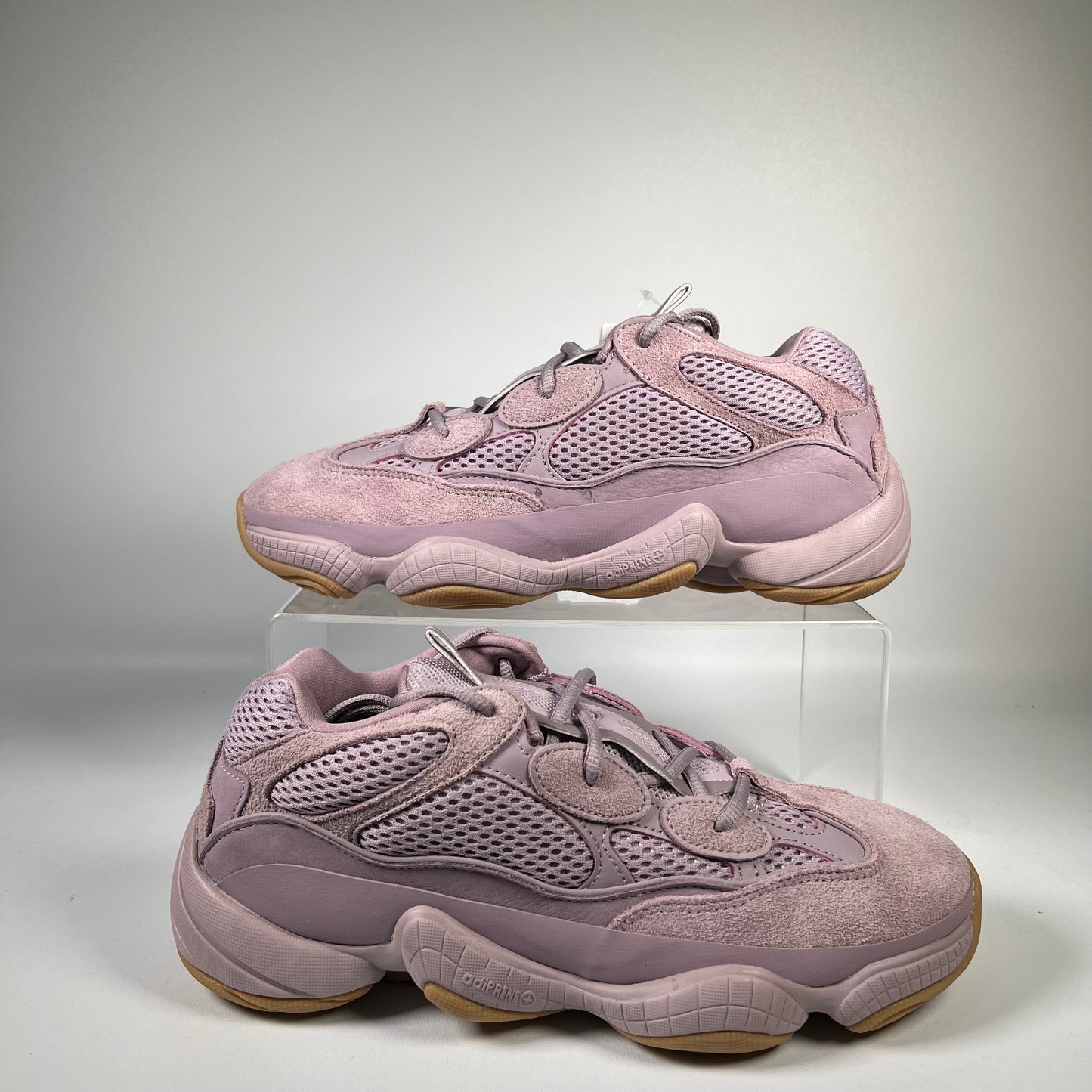 Yeezy 500 Soft Vision Size 9.5 NEW s16118