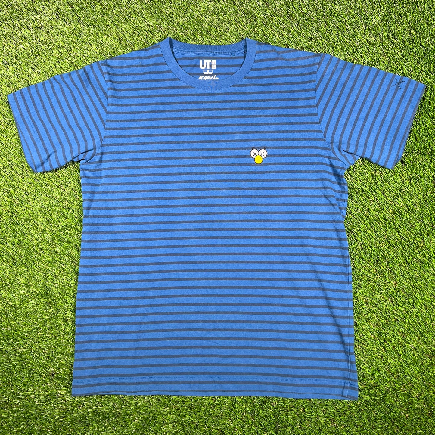 Kaws Uniqlo Blue Stripe Tee Size Medium USED x14796