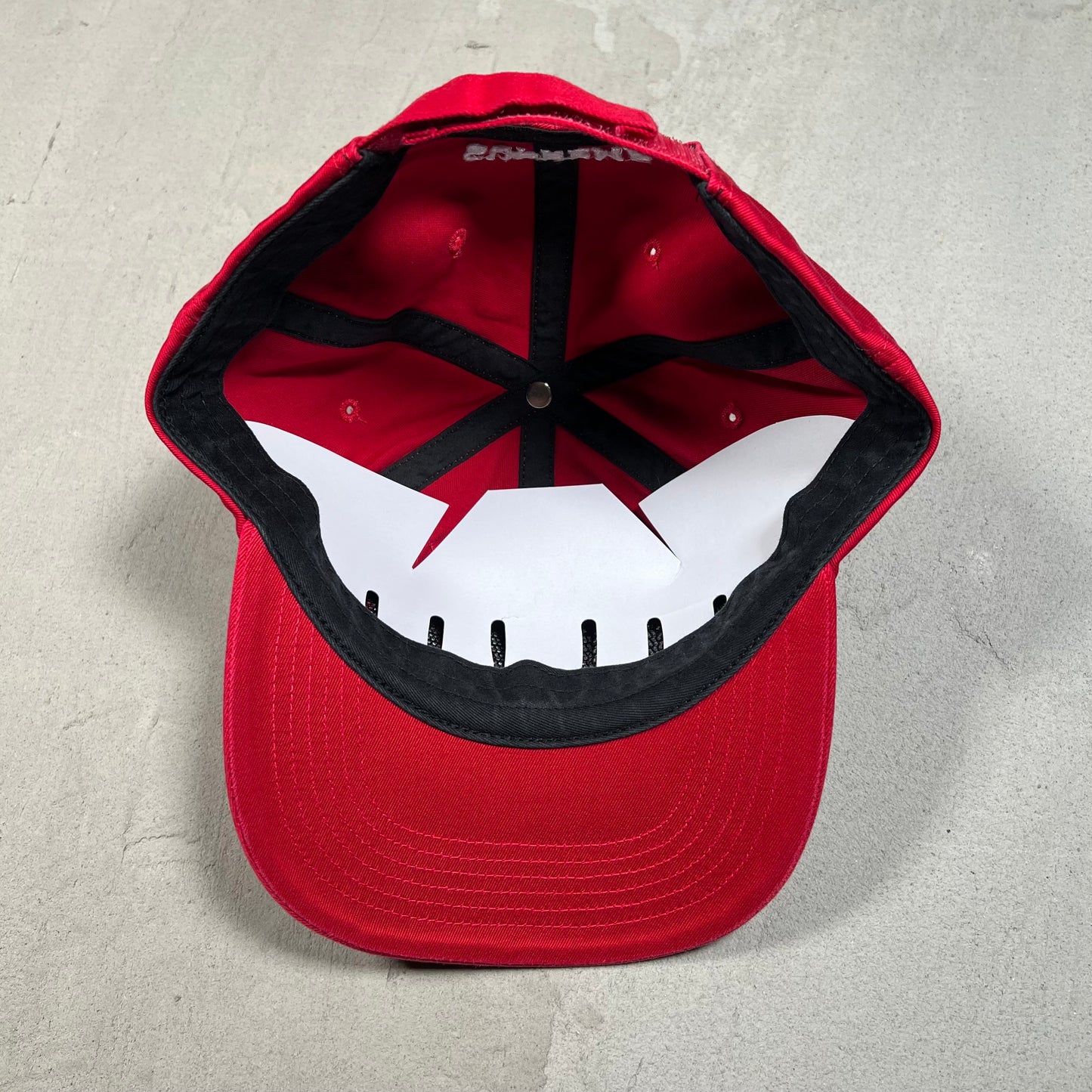 Supreme Embroidered Money Logo 6 Panel Red Hat NEW x17416