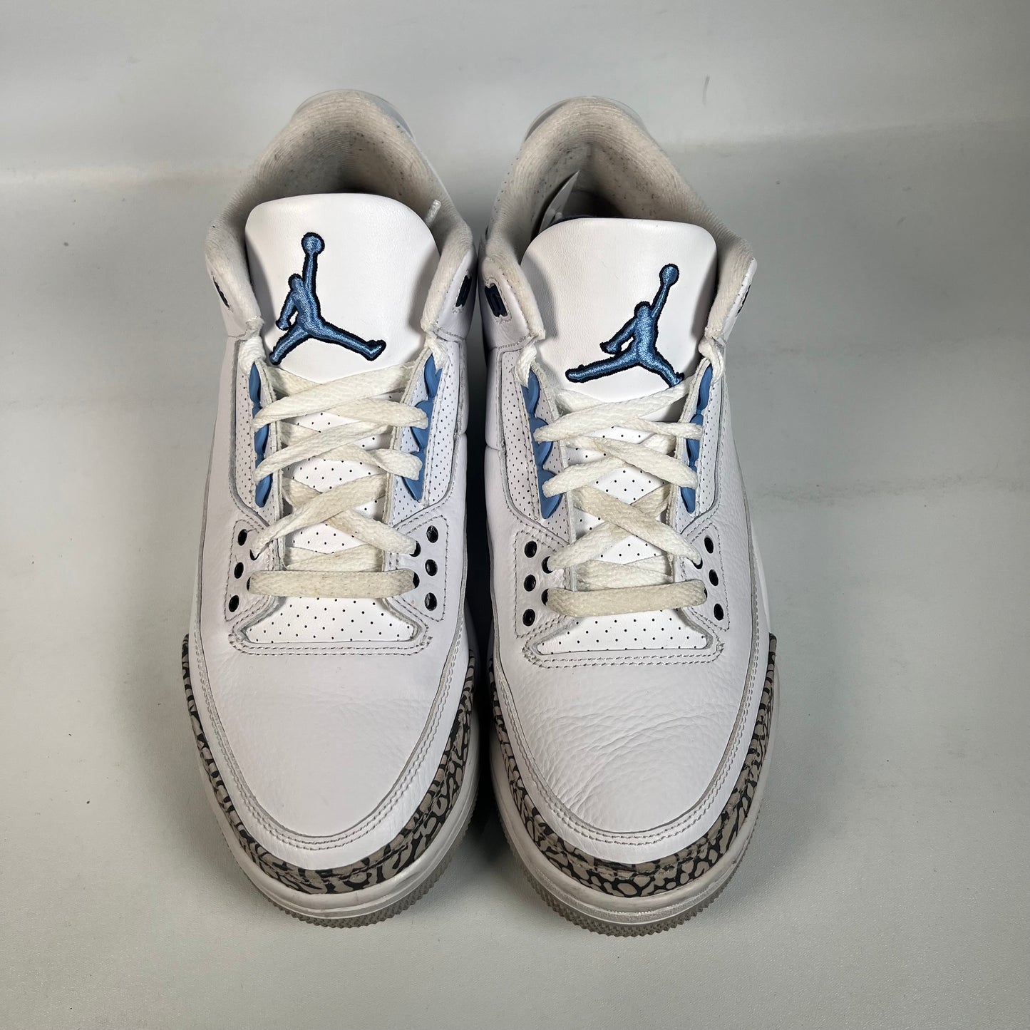Jordan 3 UNC (2020) Size 9 USED s21991