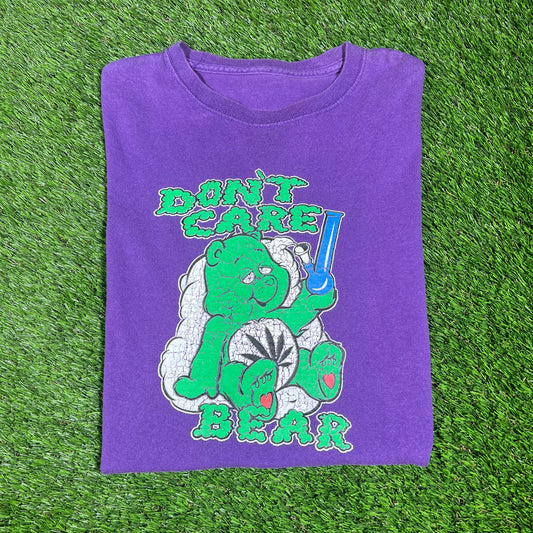 "Don't Care Bear" Purple Tee Size Medium USED v16634