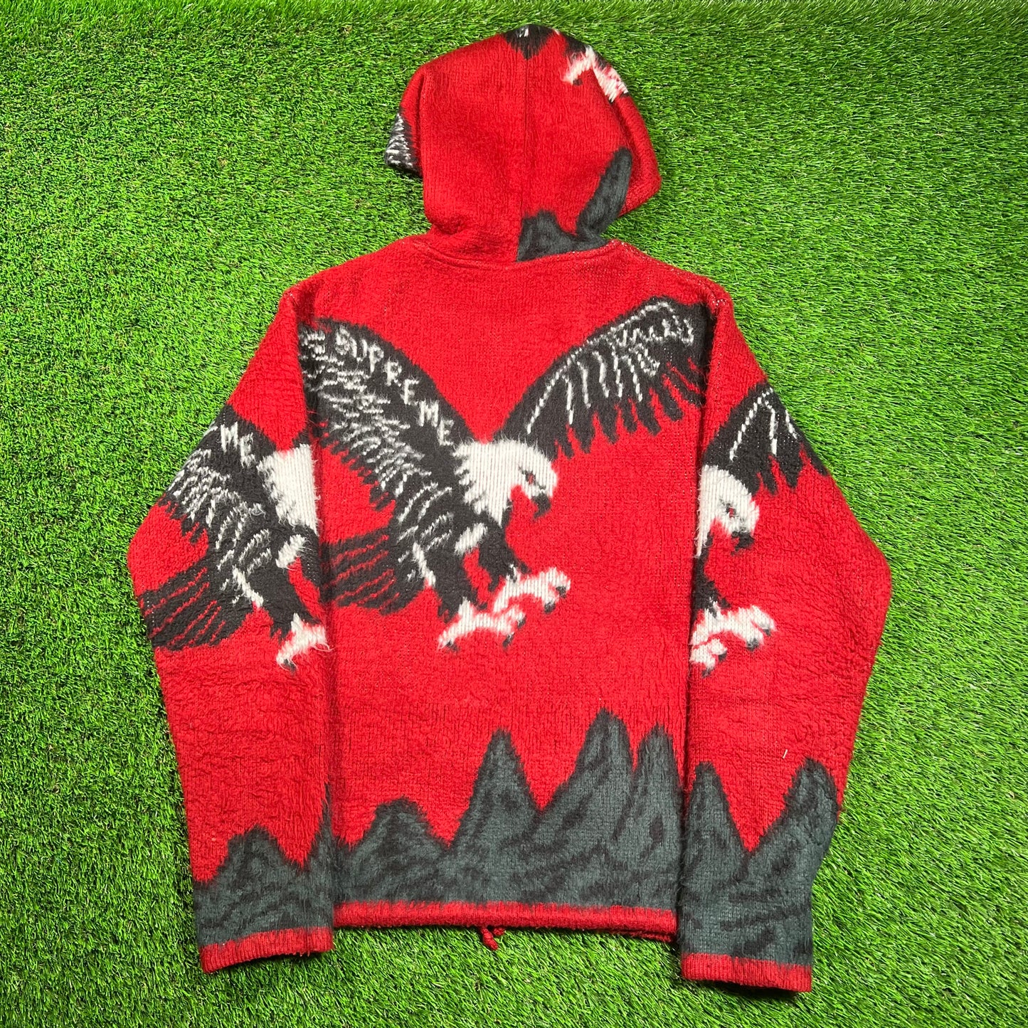 Supreme Eagle (2016) Red Zip Up Sweater Hoodie Size Small USED x16310
