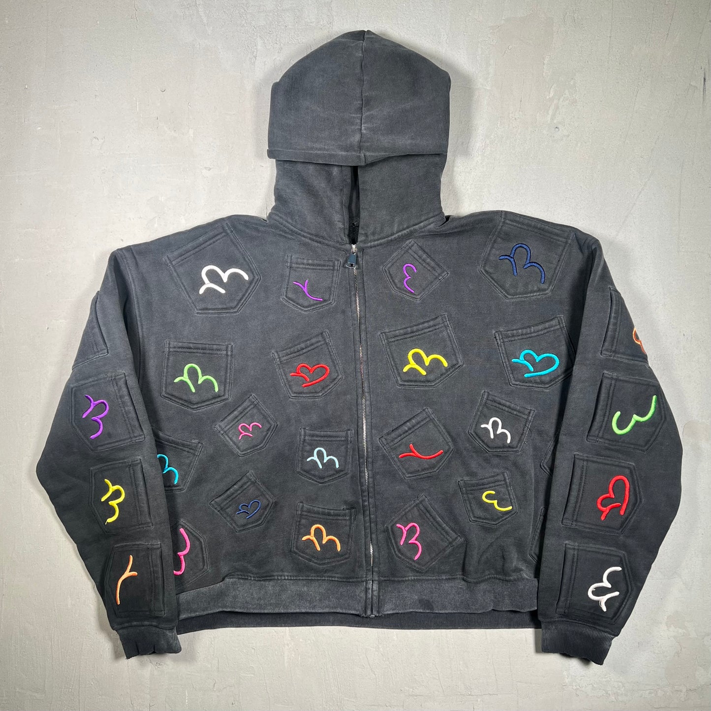 GV Gallery Raspberry Hills Multi Pocket Black Hoodie Size Large USED x17385
