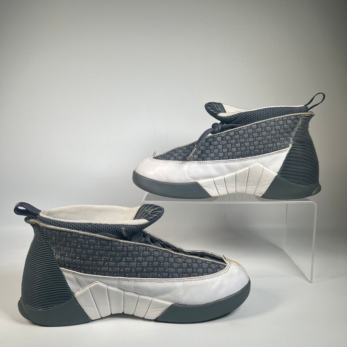 Jordan 15 Flint (2000) Size 8.5 USED s22131