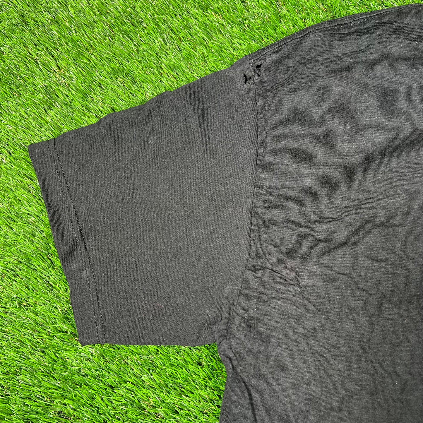 Y2K Yu Gi Oh "Boys" Black Tee Size Large USED v17941