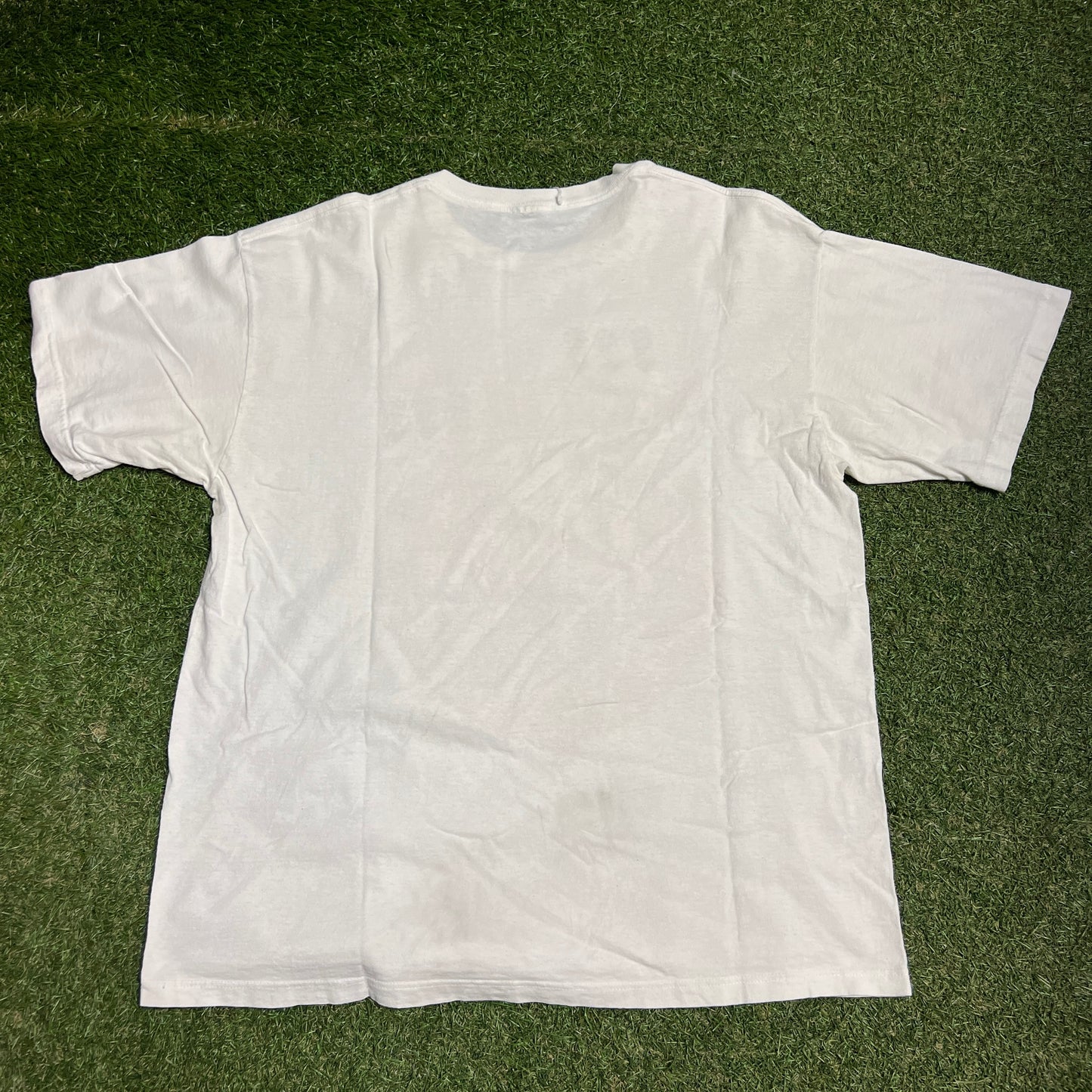 1998 Bulls "Repeat 3 Peat" Champs White Tee Size XL USED v15937