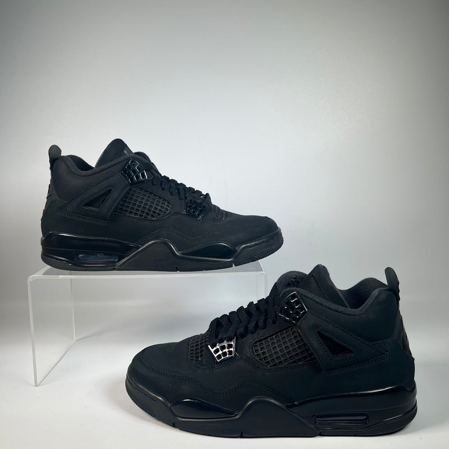 Jordan 4 Black Cat (2025) Size 8 USED s22362