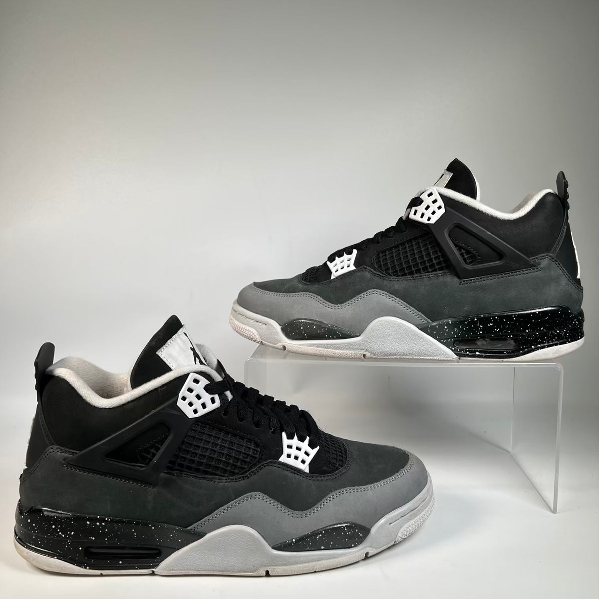 Jordan 4 Fear (2024) Size 11.5 USED s23500