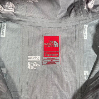 Supreme North Face Pink Summit Series Outer Tape Jacket (2021) Size Large NEW x15821