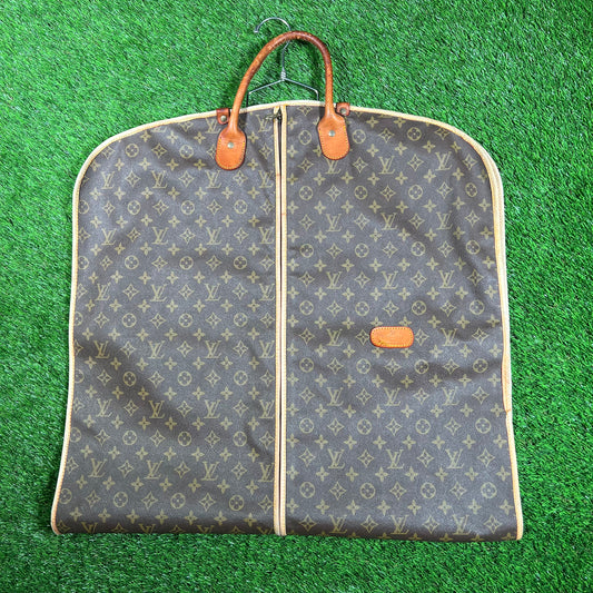 1980s Louis Vuitton Monogram Suit Bag USED v18214