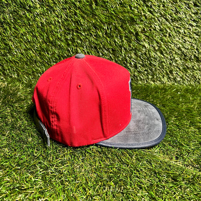 Tackma Blue T Logo Red Hat One Size USED v15982