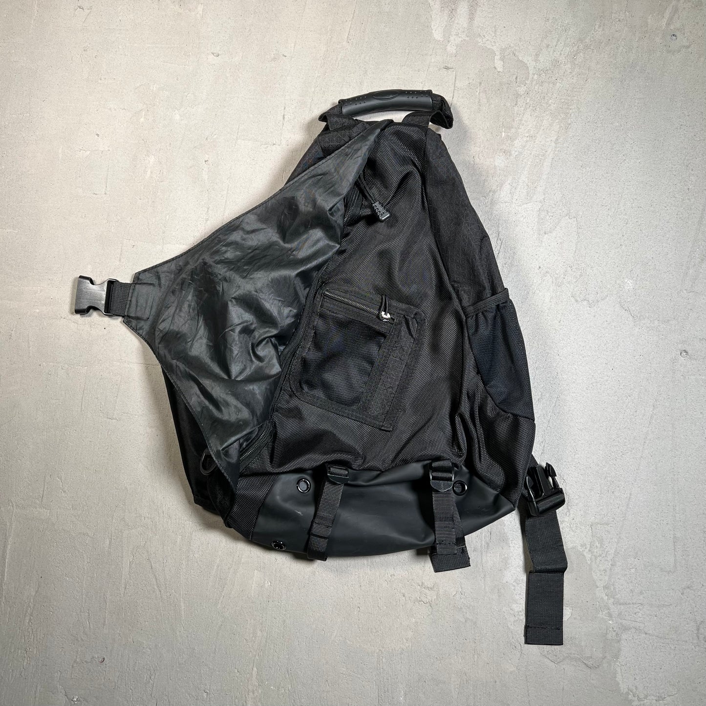 GV Gallery Glenci USA Black Biker Bag USED x17618