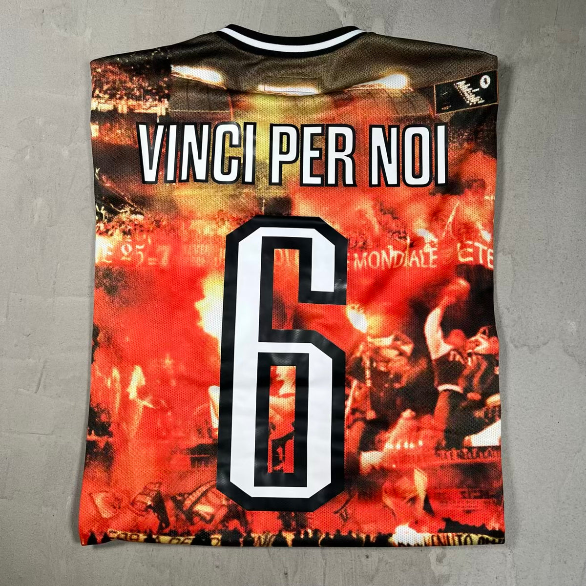 Supreme Vinci Per Noi Soccer AOP Jersey (2025) Size Large USED x18692