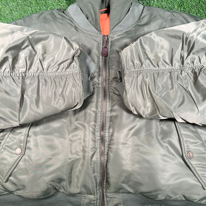 GV Gallery Olive Green Reversible Bomber Jacket Size Medium NEW x15356