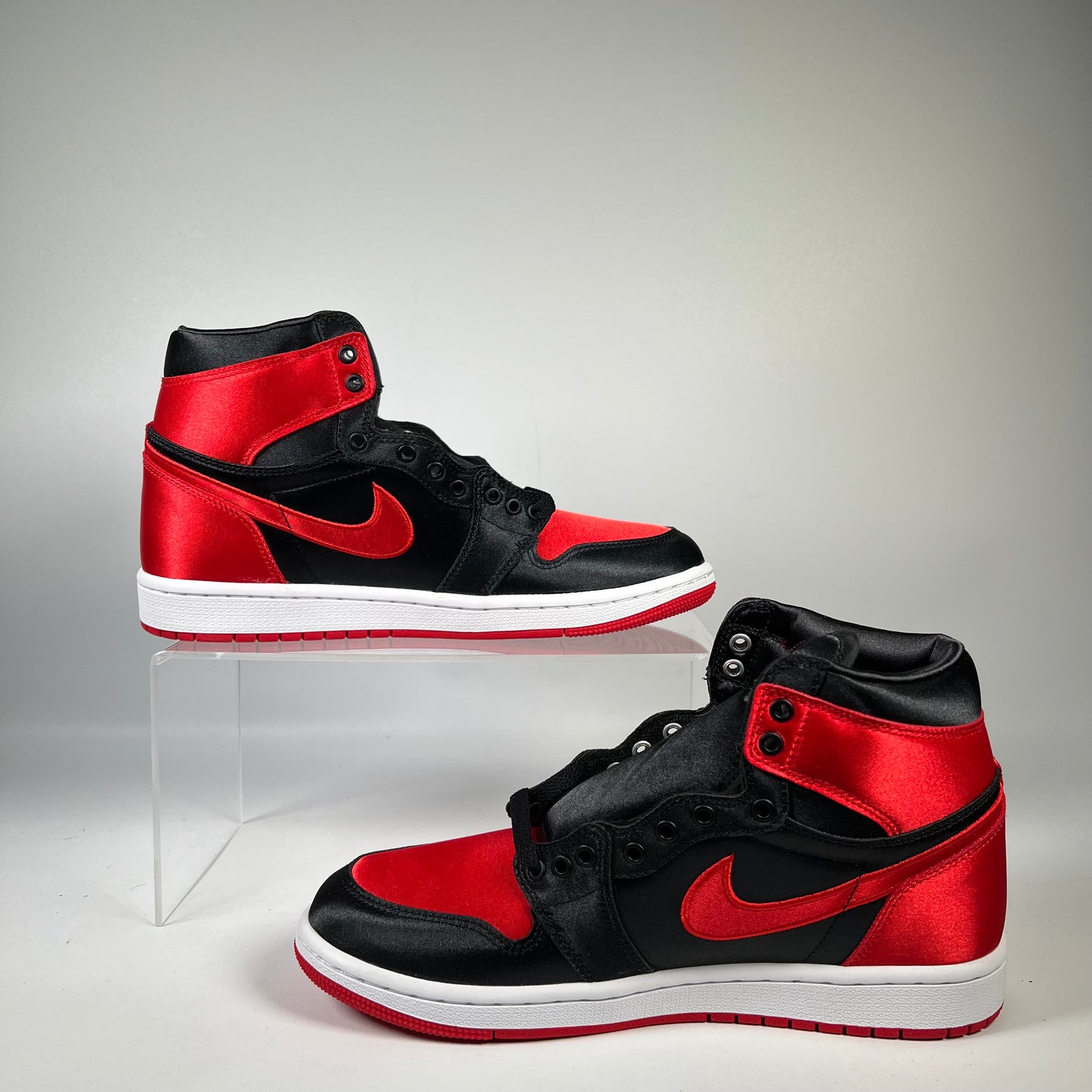 Jordan 1 High Satin Bred (2023) Size 7.5M/9W NEW s20052