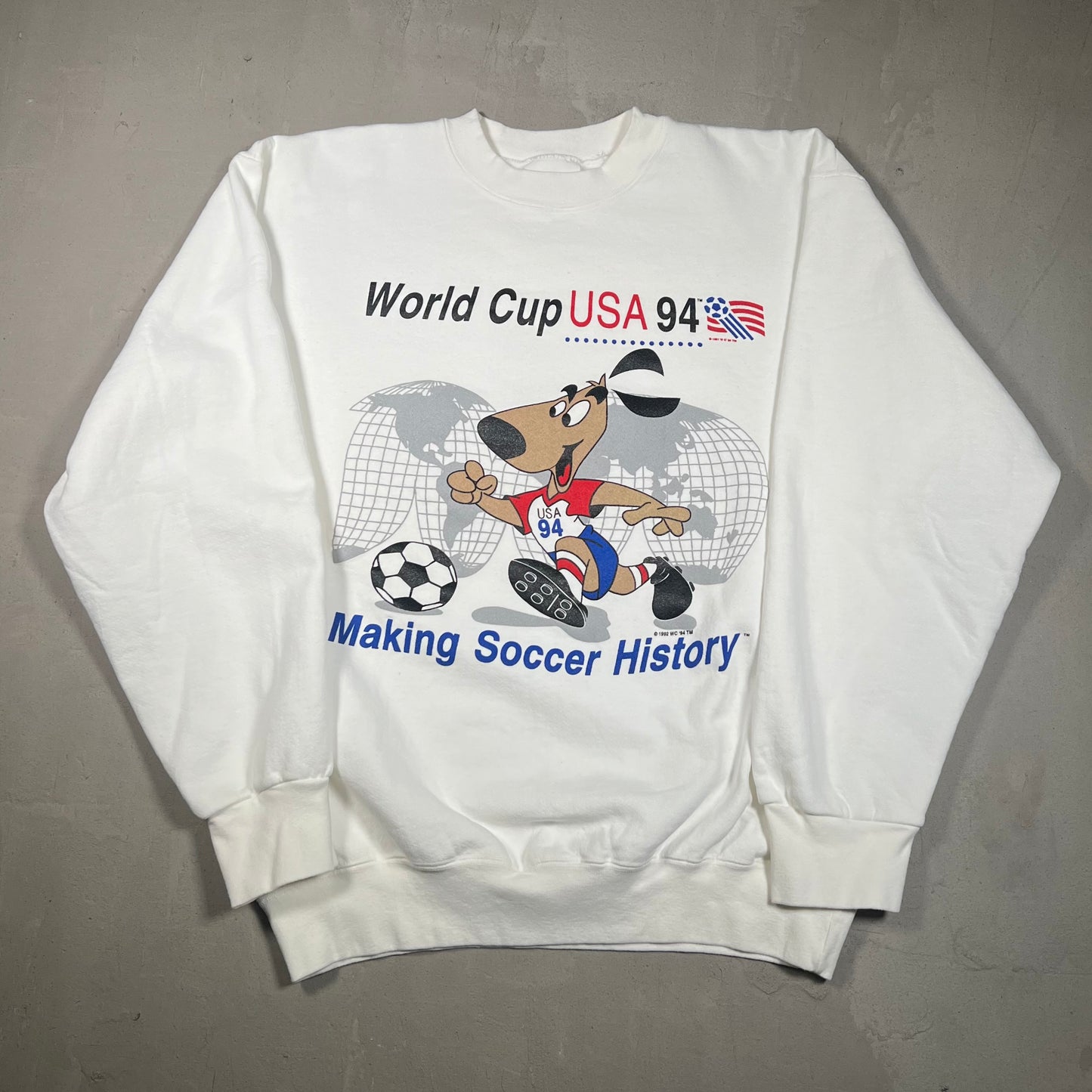 1994 World Cup USA White Mascot Crewneck Size XL USED v18965